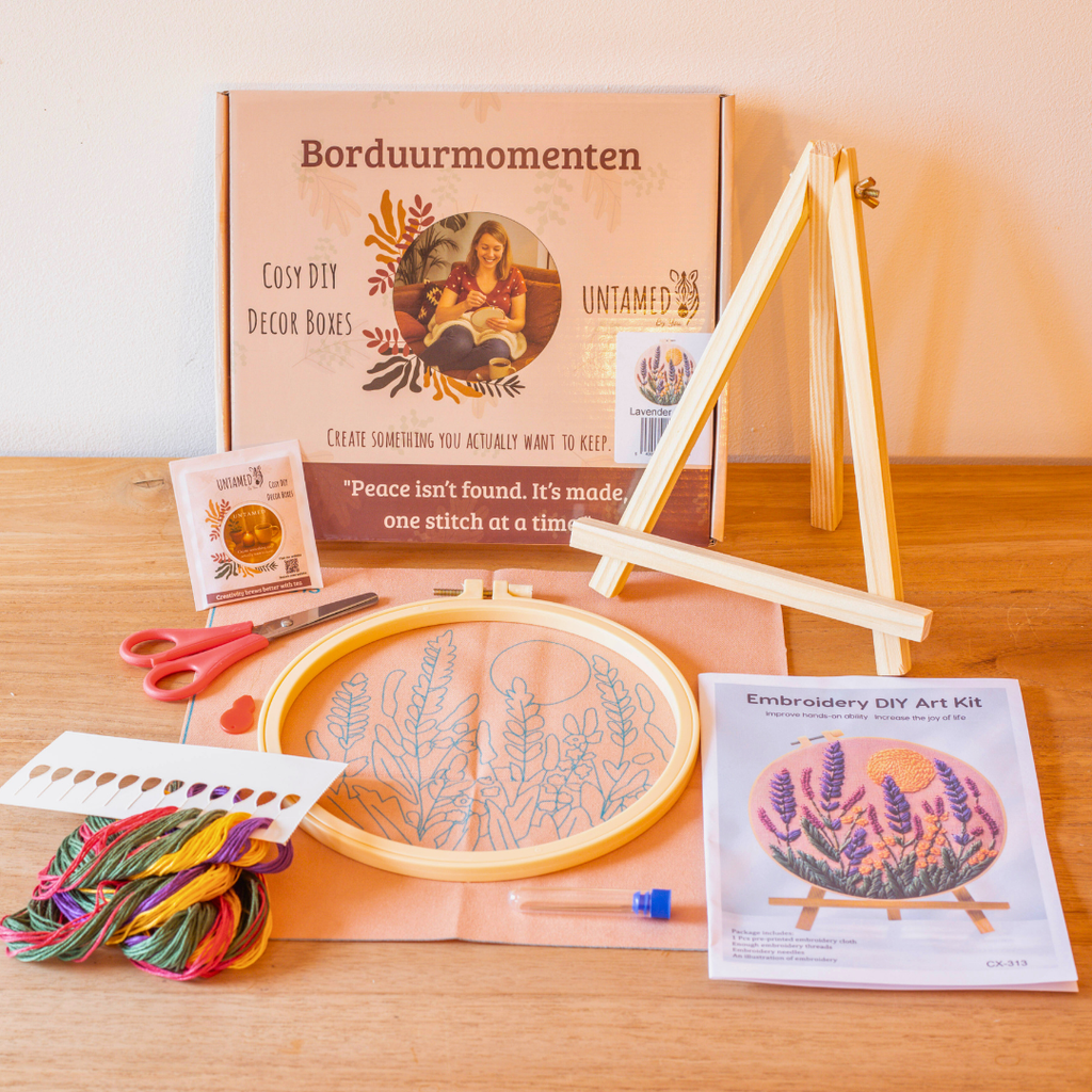 Lavender Sunset – Embroidery kit with lavender and golden evening sun