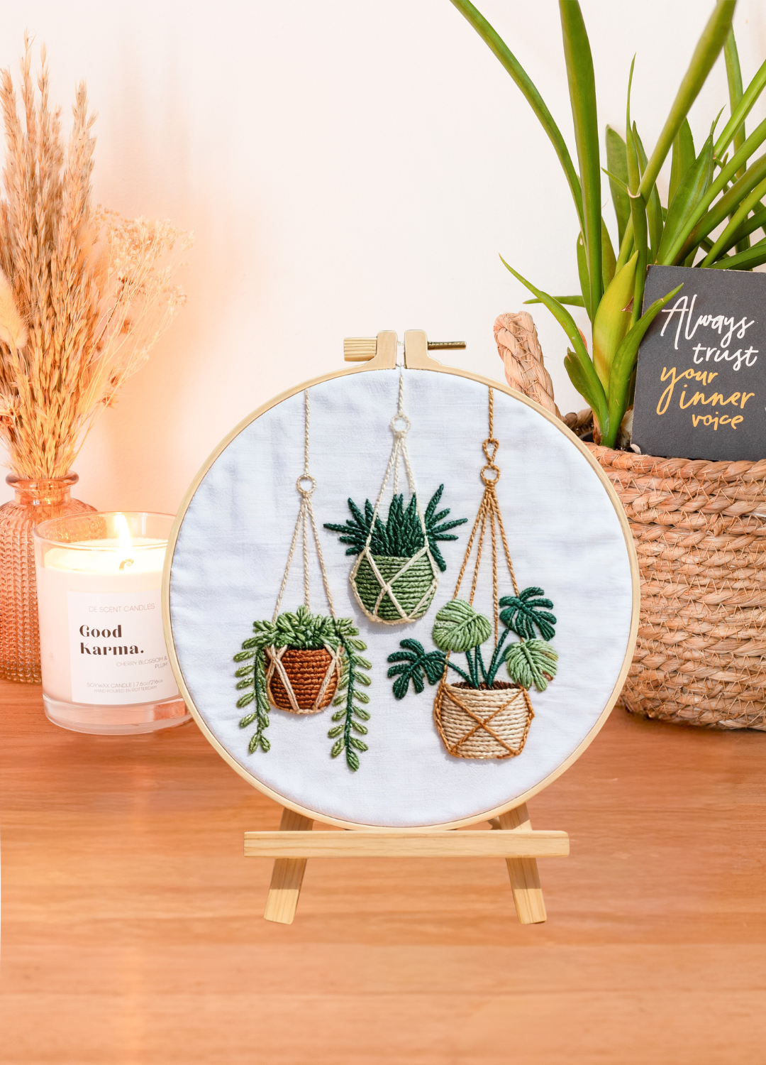 Hanging Greens – Embroidery kit with hanging plants in boho style
